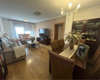 Herverkoop - Appartement -
Torrevieja - Centro