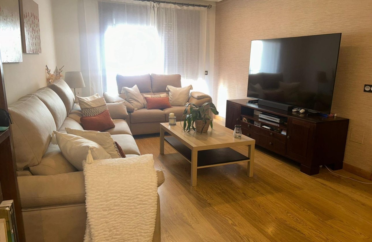 Herverkoop - Appartement -
Torrevieja - Centro