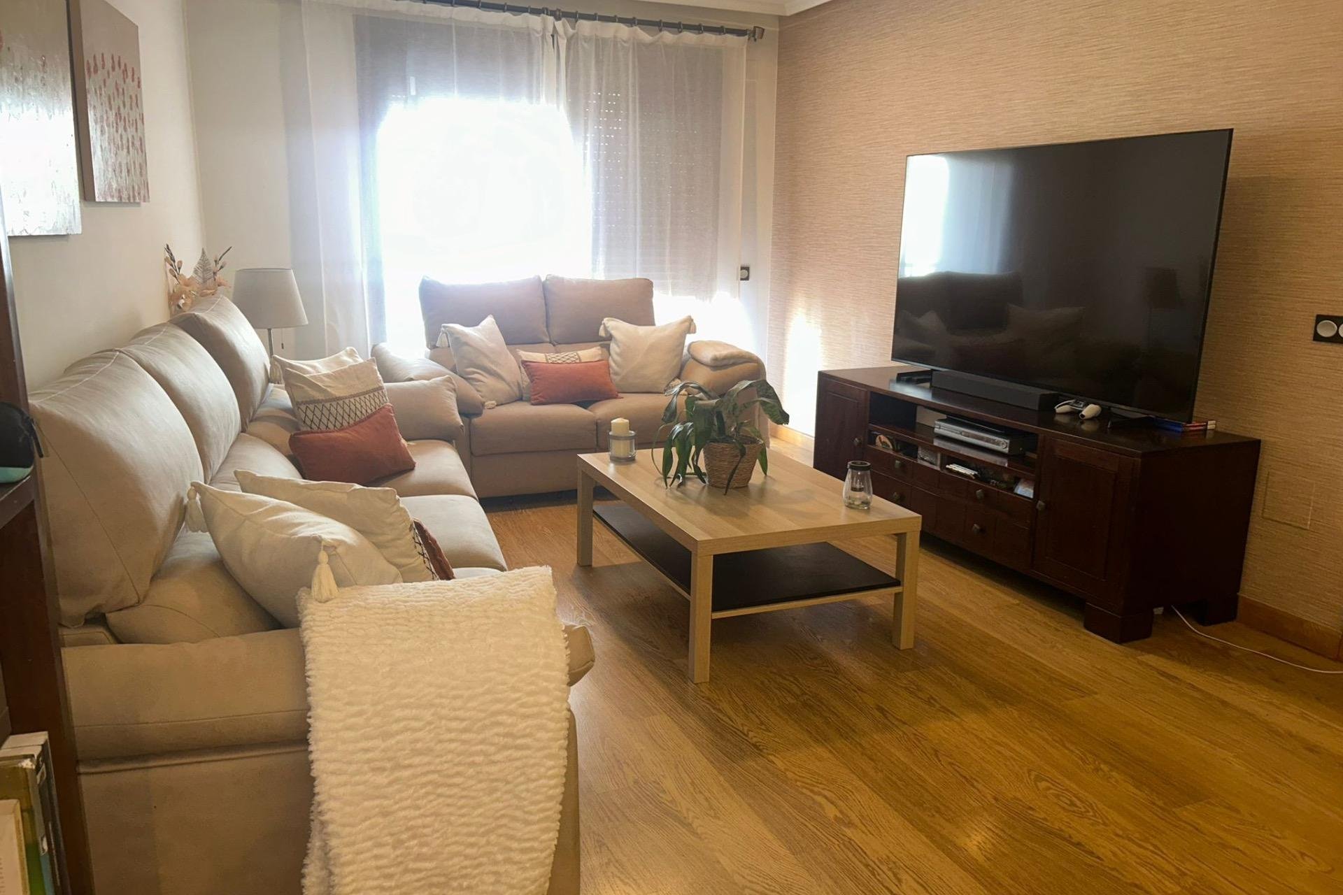 Herverkoop - Appartement -
Torrevieja - Centro