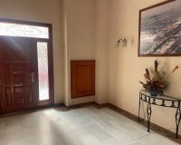 Herverkoop - Appartement -
Torrevieja - Centro