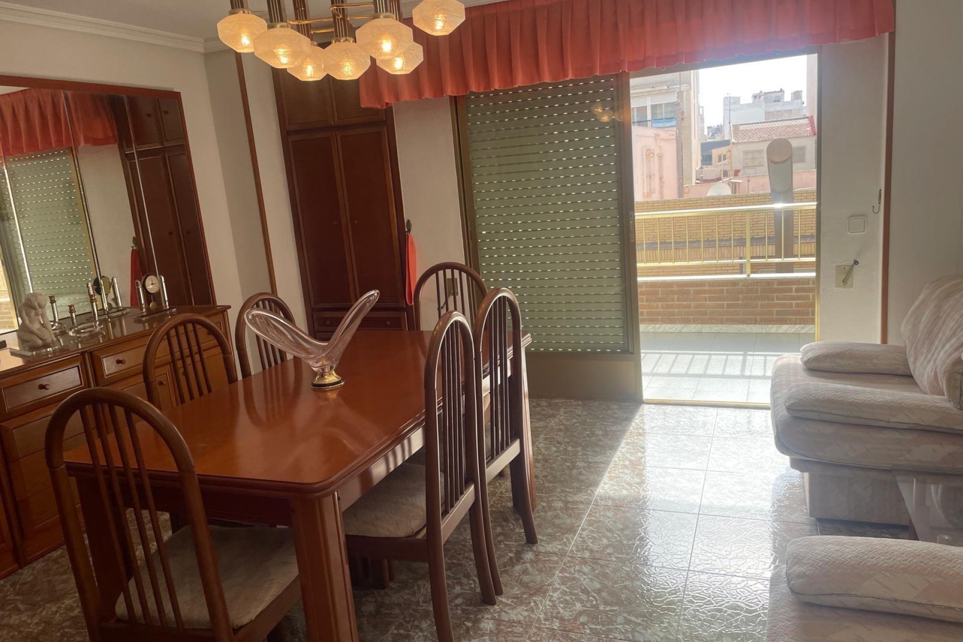 Herverkoop - Appartement -
Torrevieja - Centro