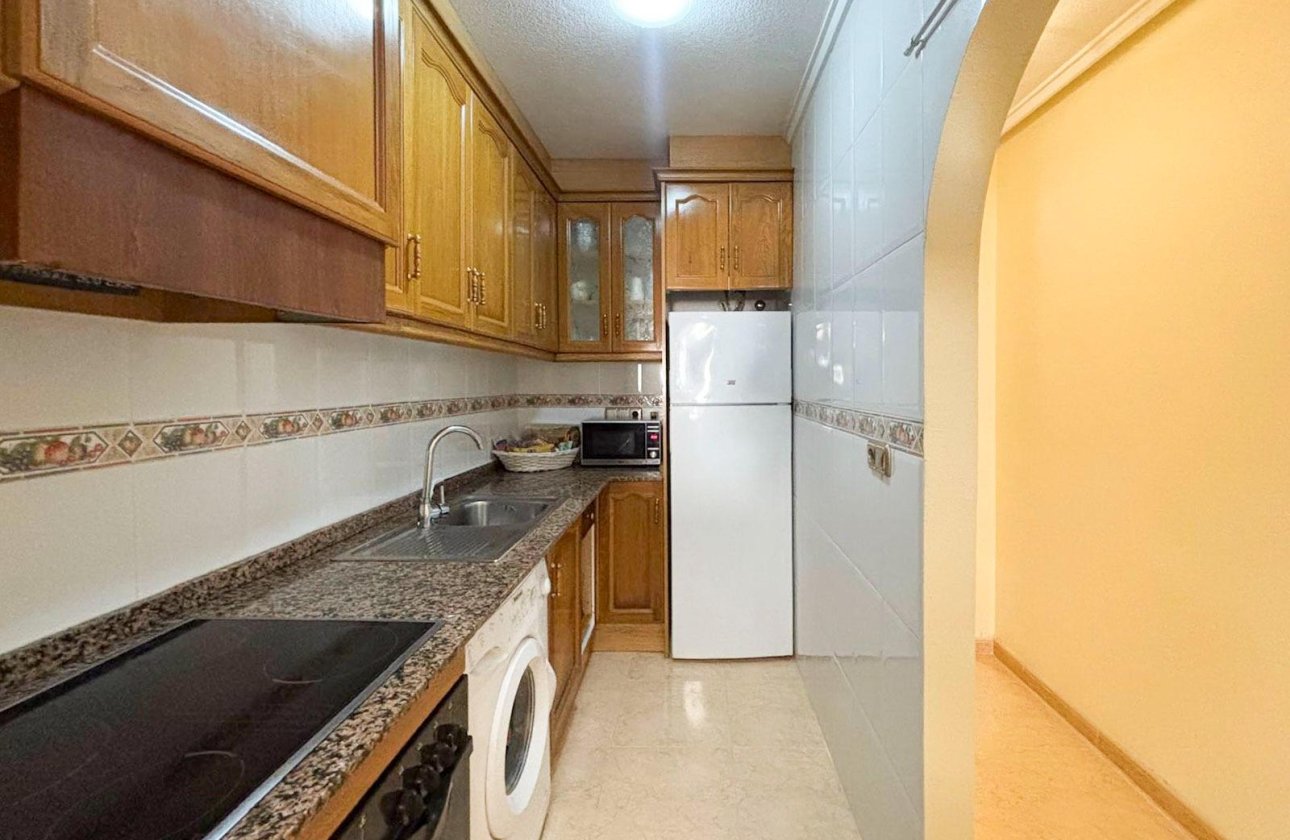 Herverkoop - Appartement -
Torrevieja - Centro