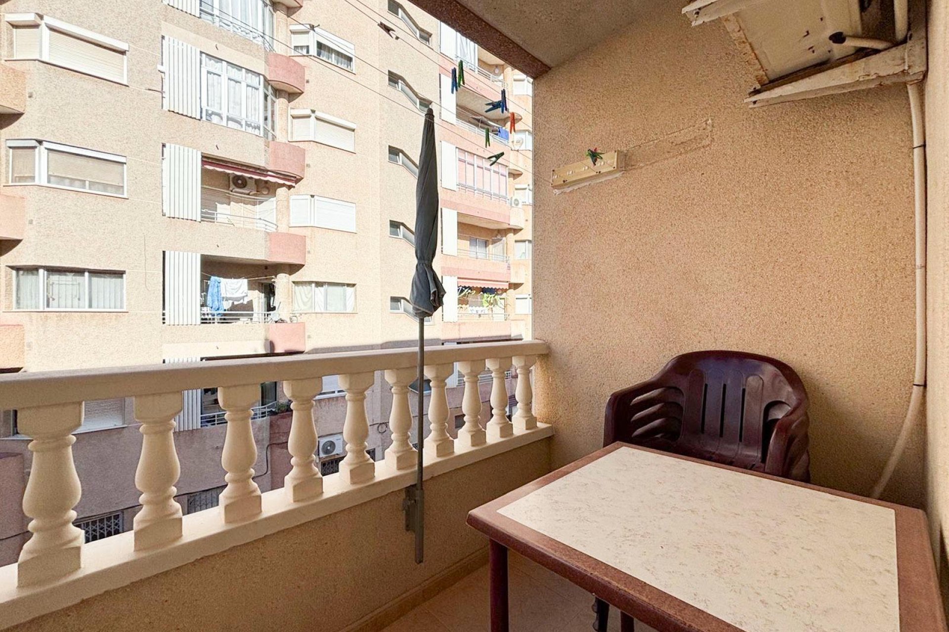 Herverkoop - Appartement -
Torrevieja - Centro