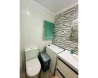 Herverkoop - Appartement -
Torrevieja - Centro