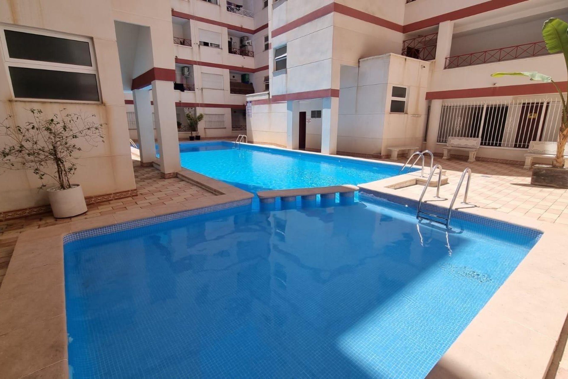 Herverkoop - Appartement -
Torrevieja - Centro