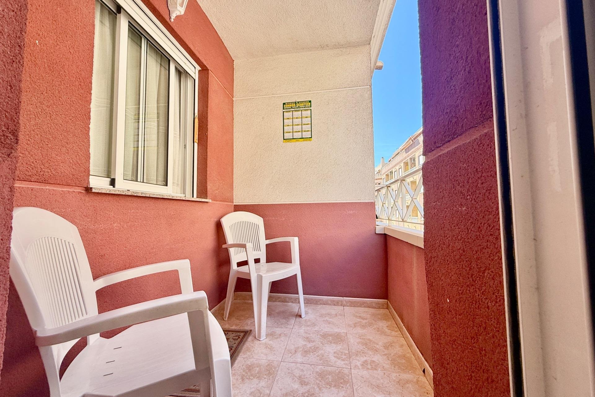 Herverkoop - Appartement -
Torrevieja - Centro