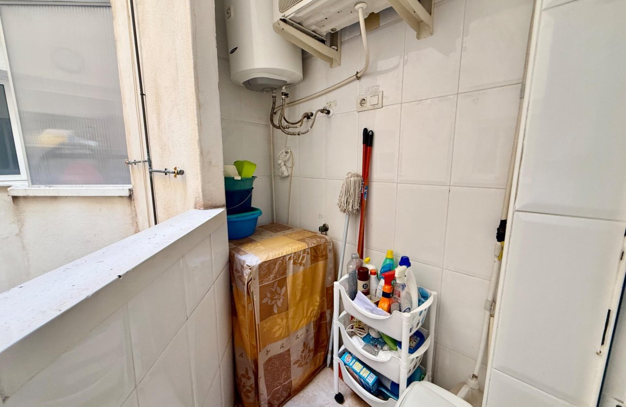 Herverkoop - Appartement -
Torrevieja - Centro