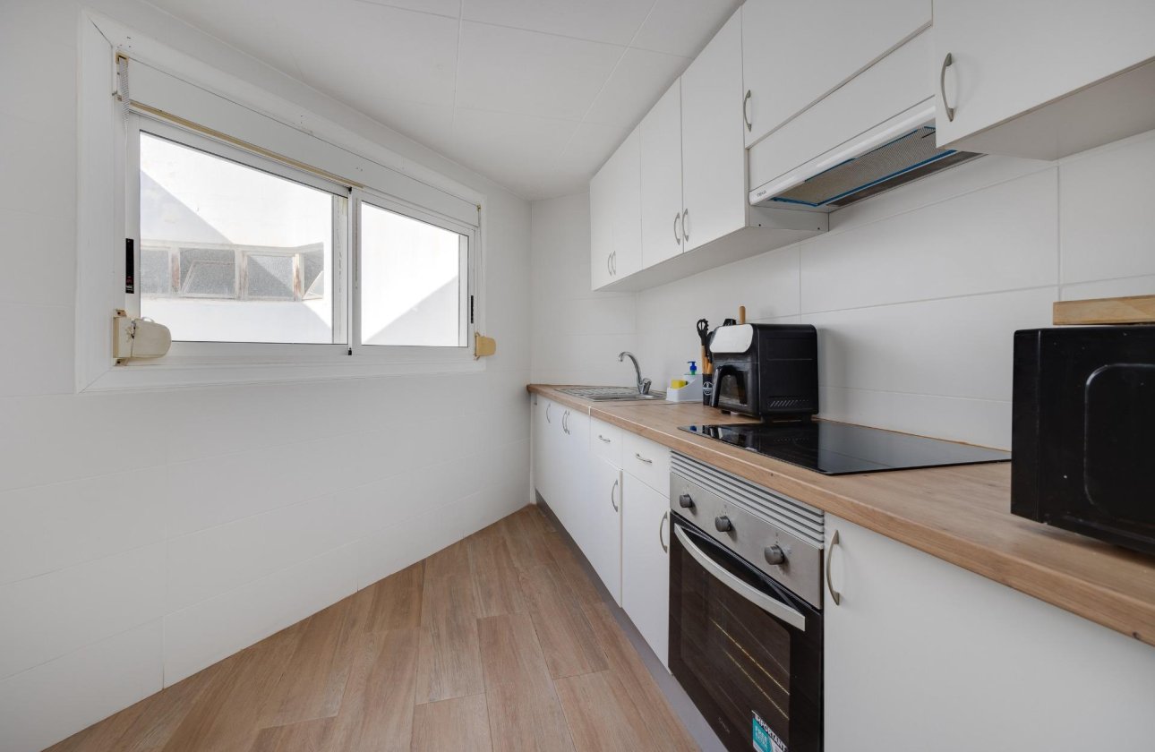 Herverkoop - Appartement -
Torrevieja - Centro