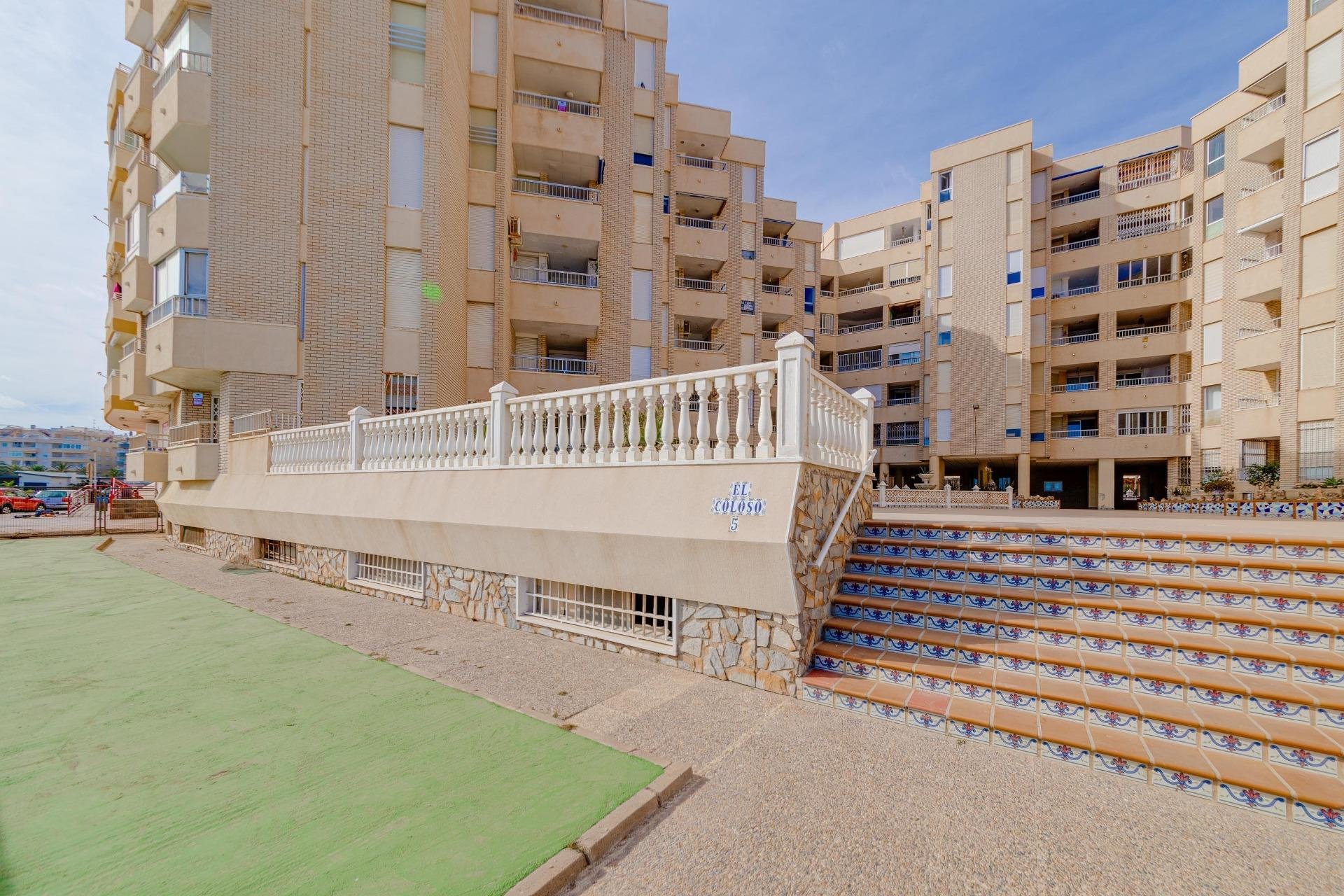 Herverkoop - Appartement -
Torrevieja - Centro