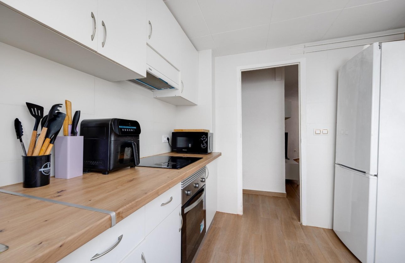 Herverkoop - Appartement -
Torrevieja - Centro