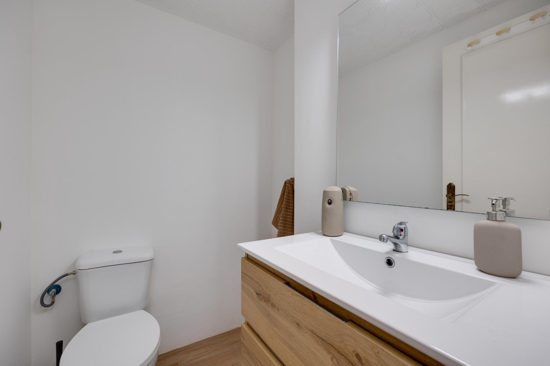 Herverkoop - Appartement -
Torrevieja - Centro