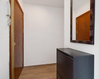 Herverkoop - Appartement -
Torrevieja - Centro