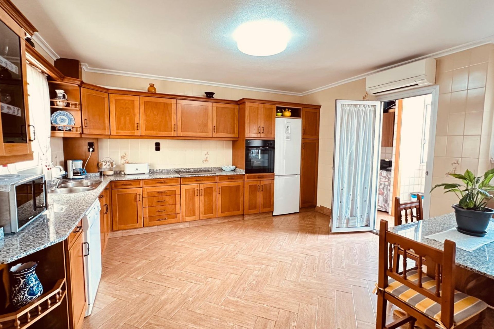 Herverkoop - Appartement -
Torrevieja - Centro