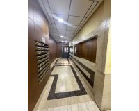 Herverkoop - Appartement -
Torrevieja - Centro