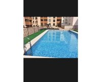 Herverkoop - Appartement -
Torrevieja - Centro