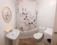 Herverkoop - Appartement -
Torrevieja - Centro