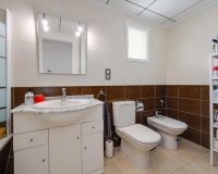 Herverkoop - Appartement -
Torrevieja - Centro