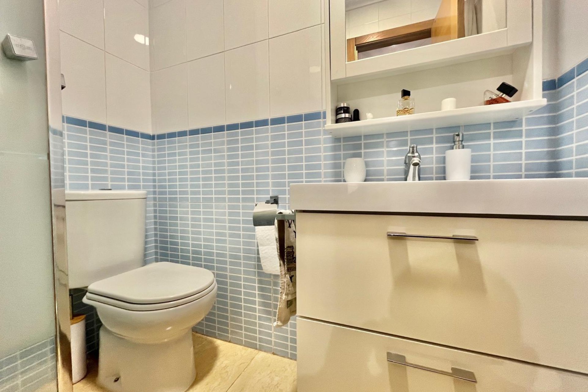 Herverkoop - Appartement -
Torrevieja - Centro