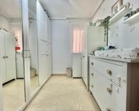 Herverkoop - Appartement -
Torrevieja - Centro