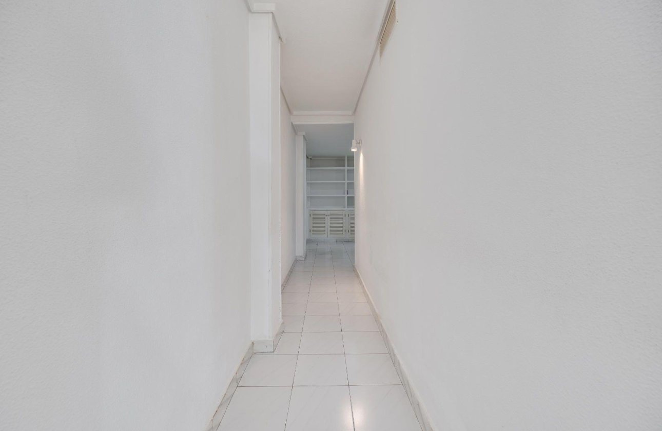 Herverkoop - Appartement -
Torrevieja - Centro