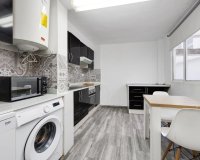 Herverkoop - Appartement -
Torrevieja - Centro