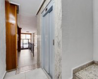 Herverkoop - Appartement -
Torrevieja - Centro