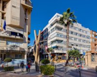 Herverkoop - Appartement -
Torrevieja - Centro