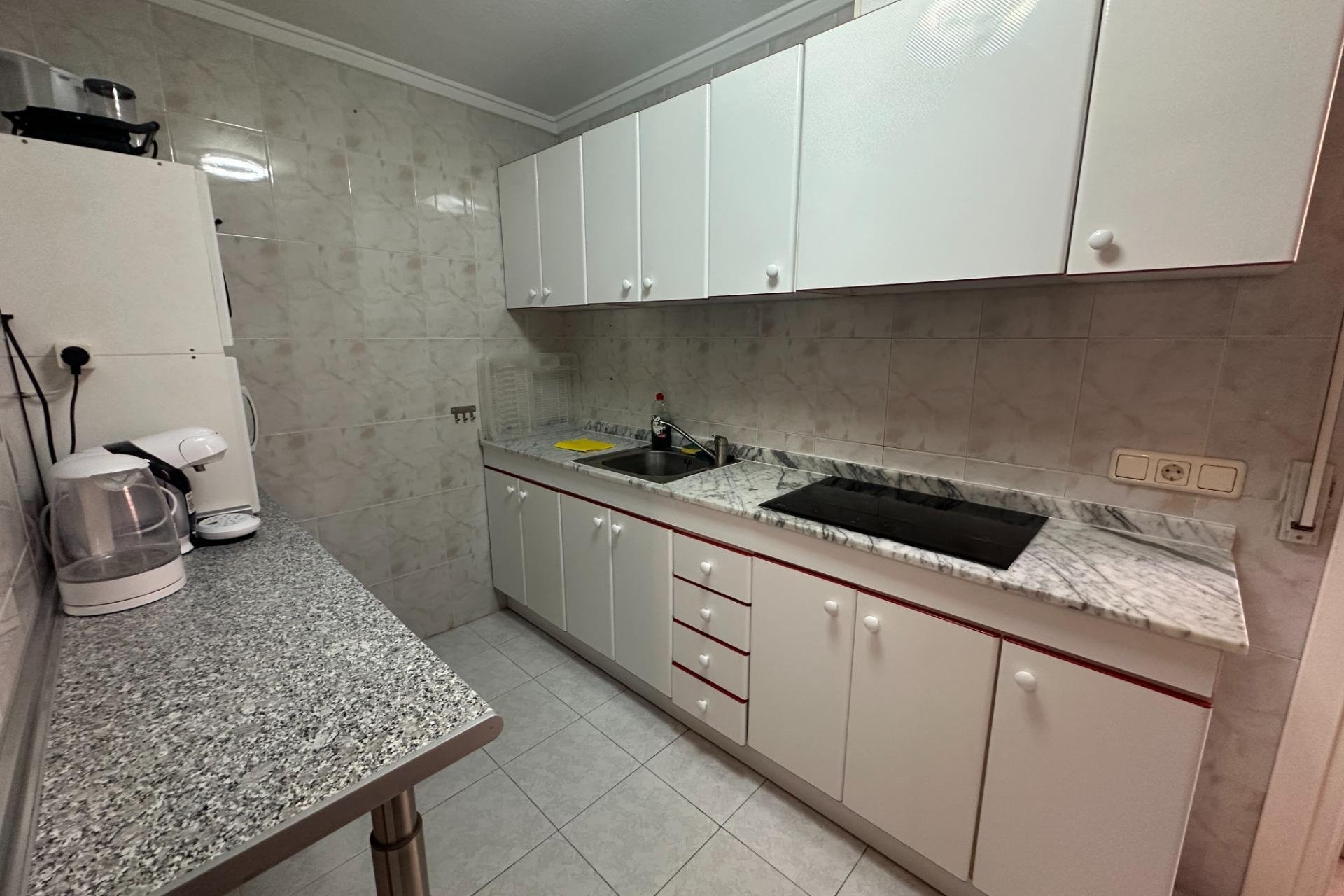 Herverkoop - Appartement -
Torrevieja - Centro