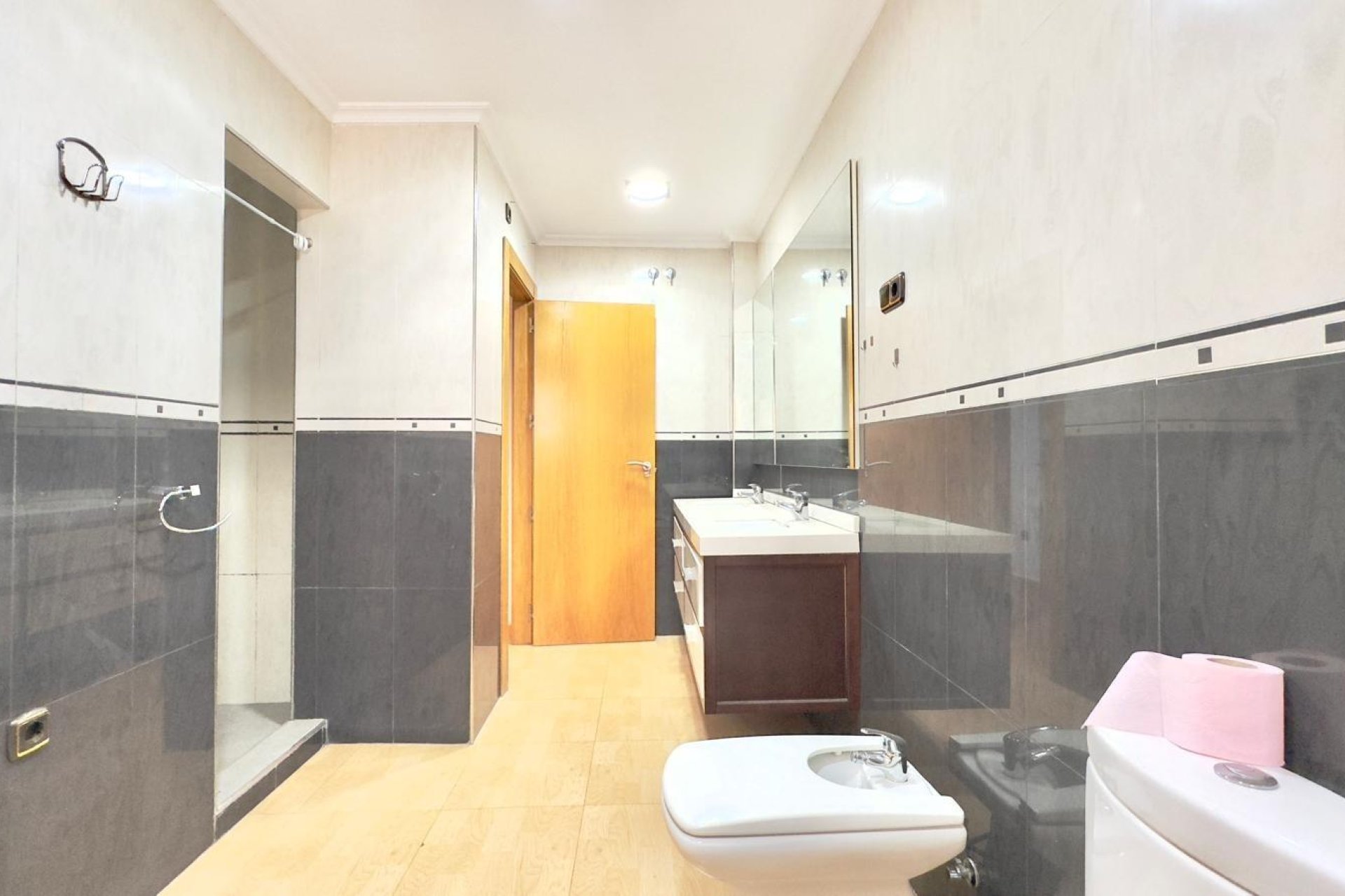 Herverkoop - Appartement -
Torrevieja - Centro