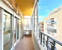 Herverkoop - Appartement -
Torrevieja - Centro