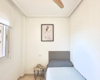 Herverkoop - Appartement -
Torrevieja - Centro