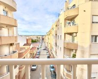 Herverkoop - Appartement -
Torrevieja - Centro