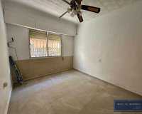 Herverkoop - Appartement -
Torrevieja - Centro