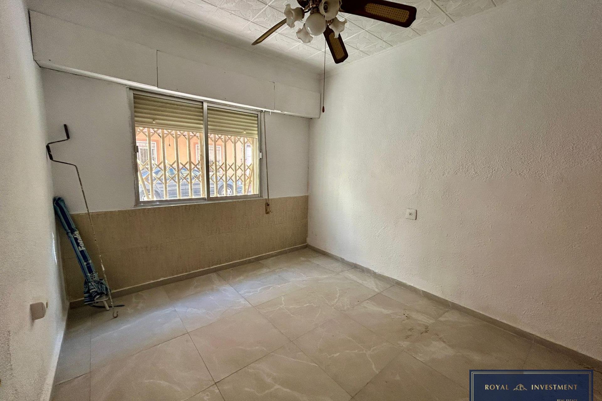 Herverkoop - Appartement -
Torrevieja - Centro