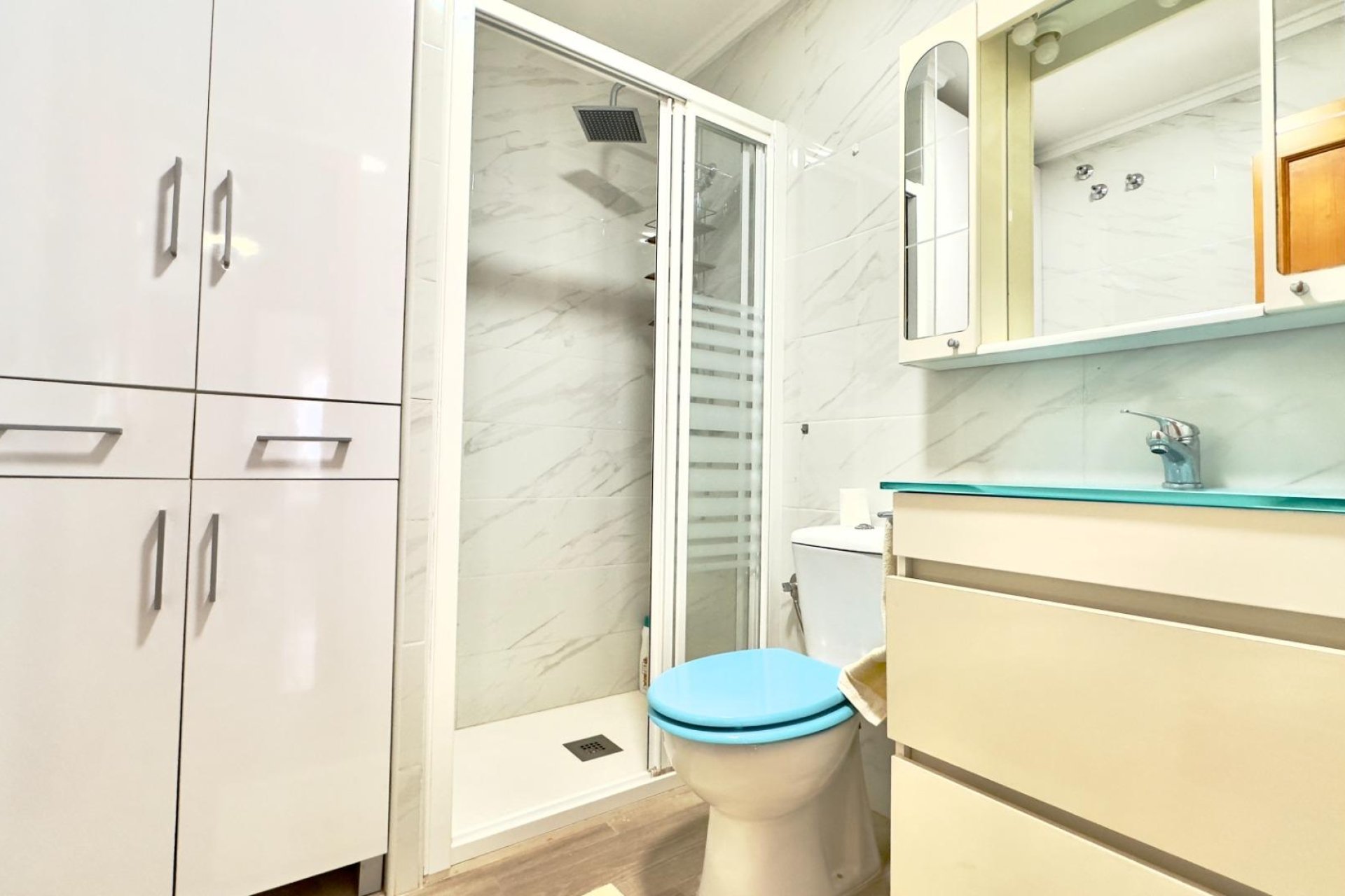 Herverkoop - Appartement -
Torrevieja - Centro