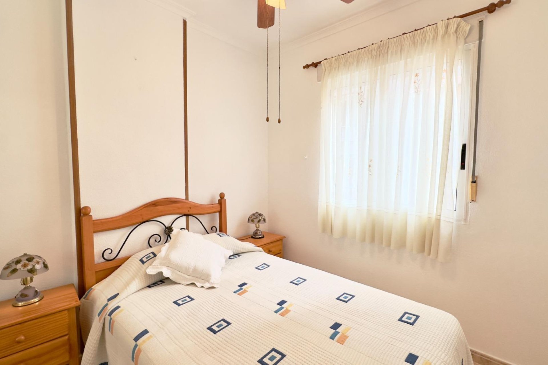 Herverkoop - Appartement -
Torrevieja - Centro