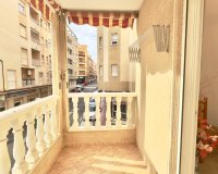 Herverkoop - Appartement -
Torrevieja - Centro