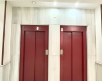 Herverkoop - Appartement -
Torrevieja - Centro