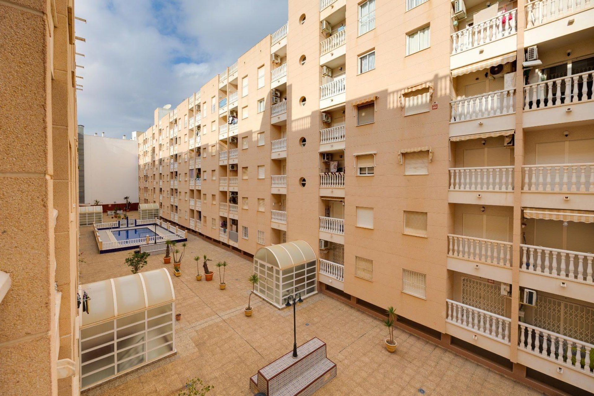 Herverkoop - Appartement -
Torrevieja - Centro