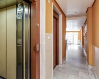 Herverkoop - Appartement -
Torrevieja - Centro