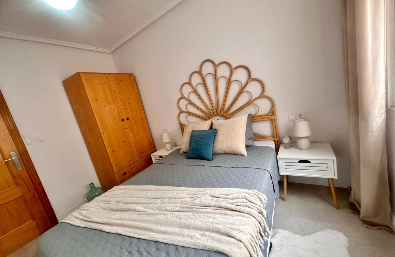 Herverkoop - Appartement -
Torrevieja - Centro