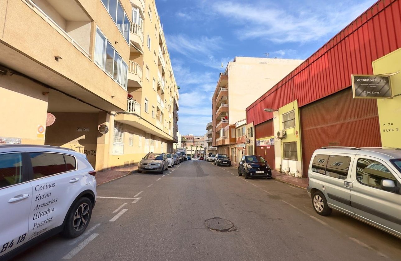 Herverkoop - Appartement -
Torrevieja - Centro