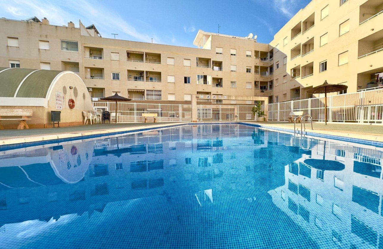 Herverkoop - Appartement -
Torrevieja - Centro