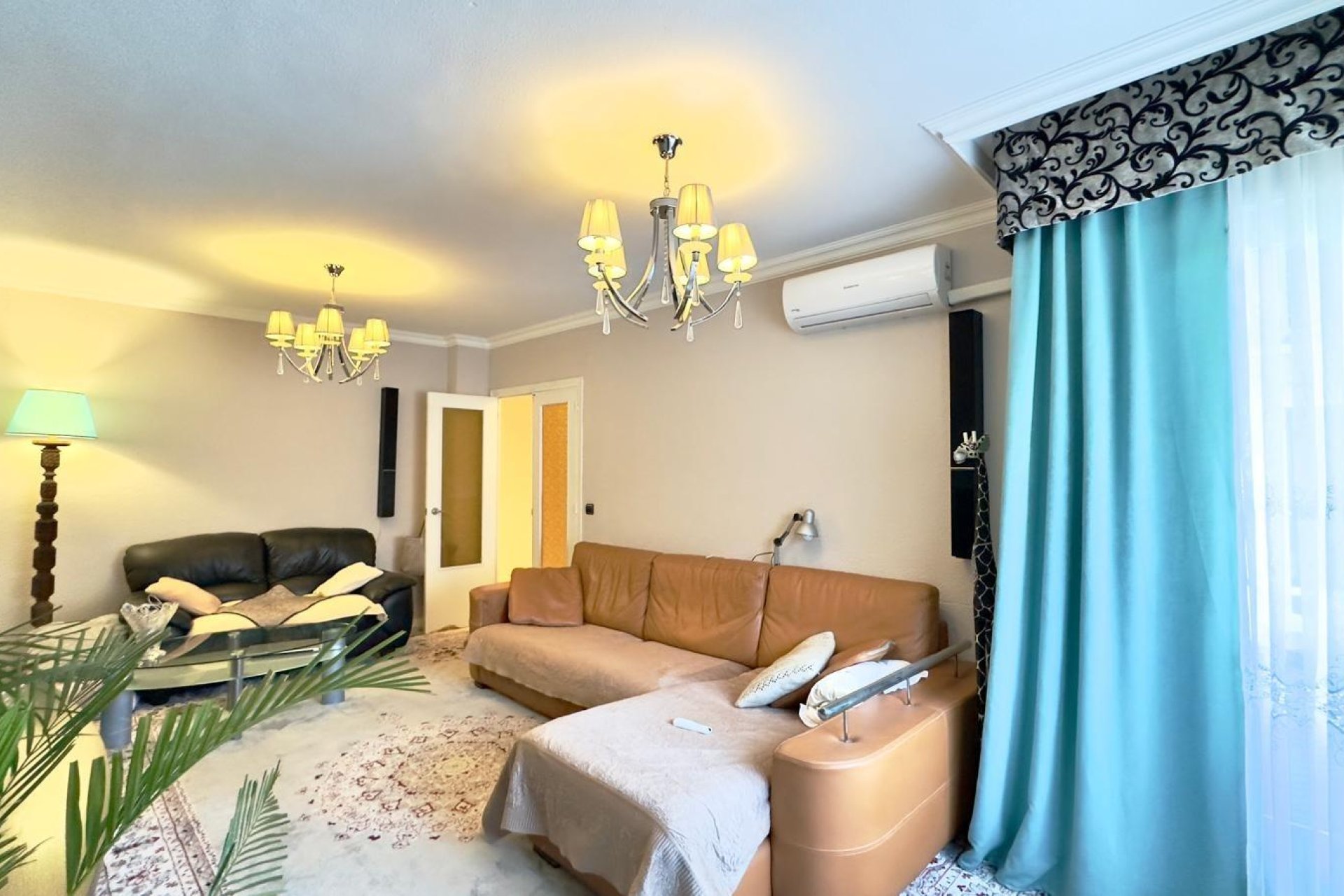 Herverkoop - Appartement -
Torrevieja - Centro