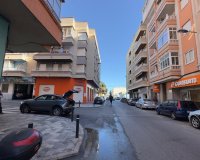 Herverkoop - Appartement -
Torrevieja - Centro