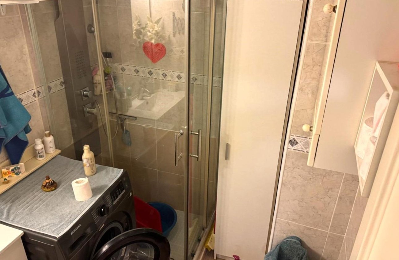 Herverkoop - Appartement -
Torrevieja - Centro