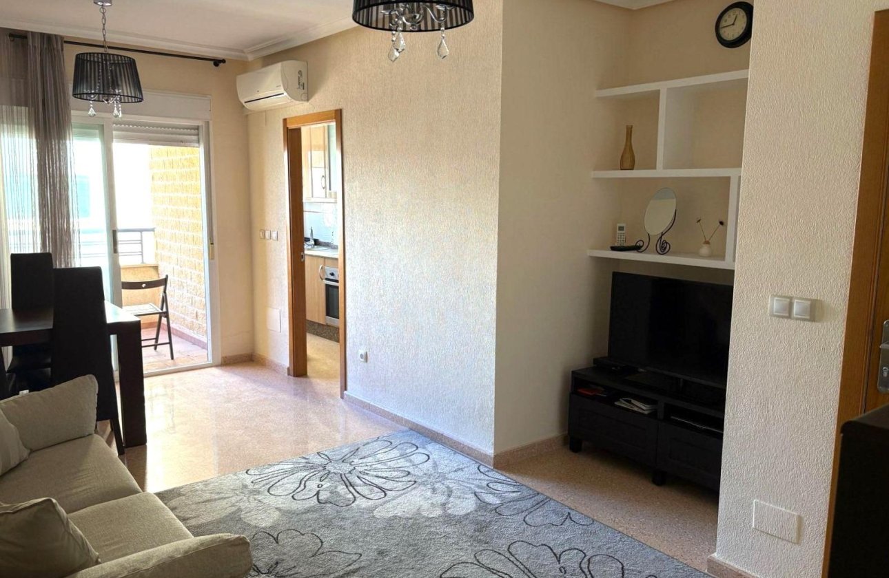 Herverkoop - Appartement -
Torrevieja - Centro