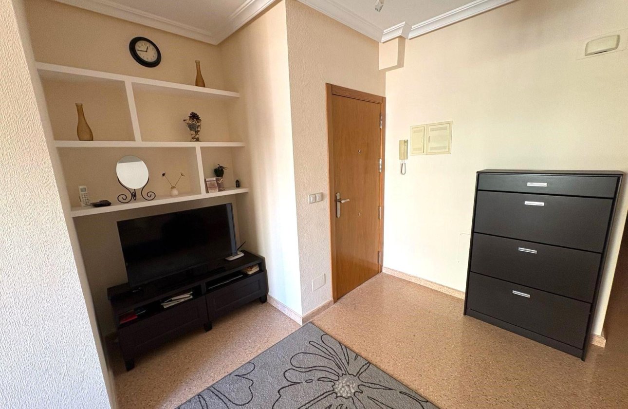 Herverkoop - Appartement -
Torrevieja - Centro