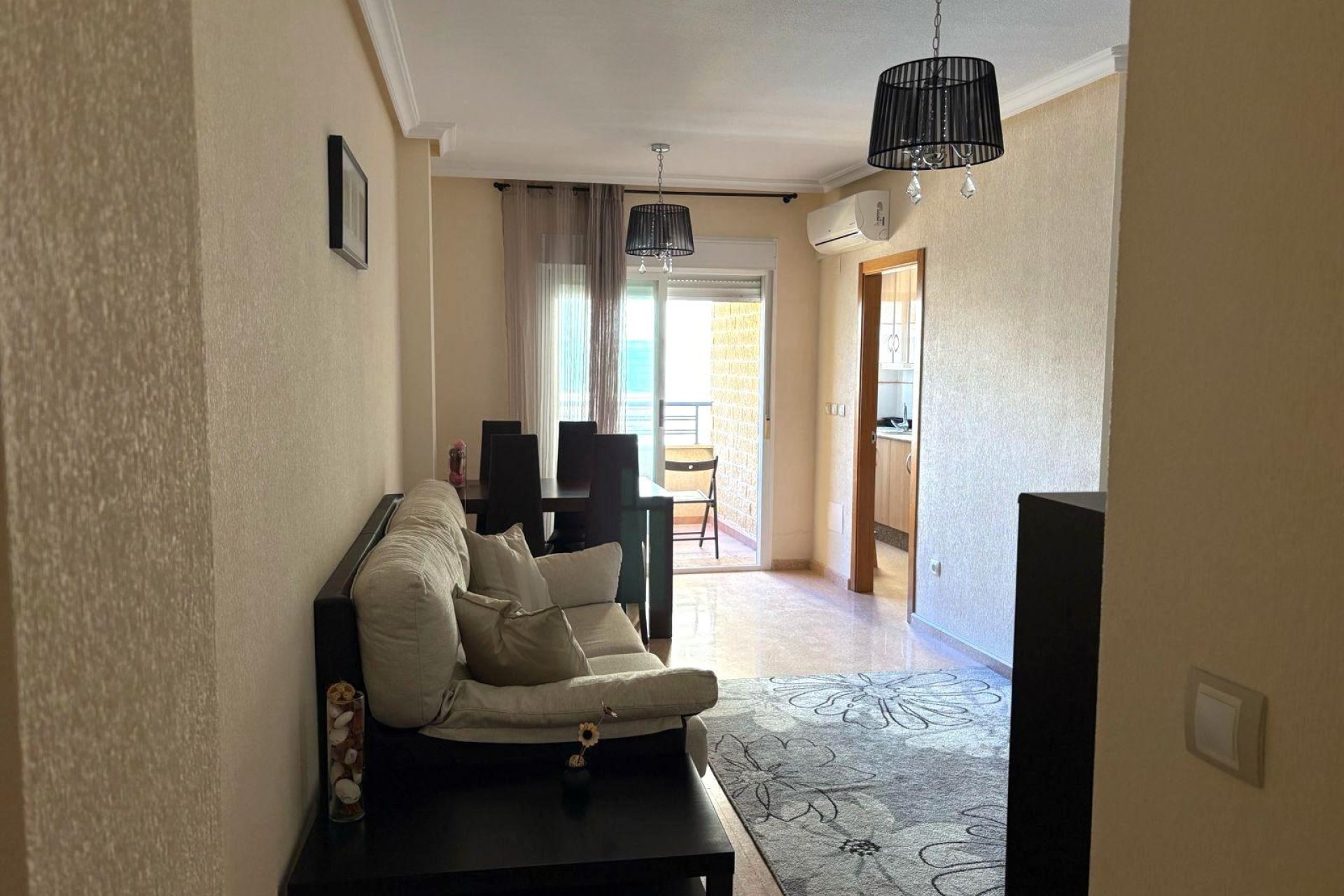 Herverkoop - Appartement -
Torrevieja - Centro