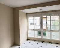 Herverkoop - Appartement -
Torrevieja - Centro